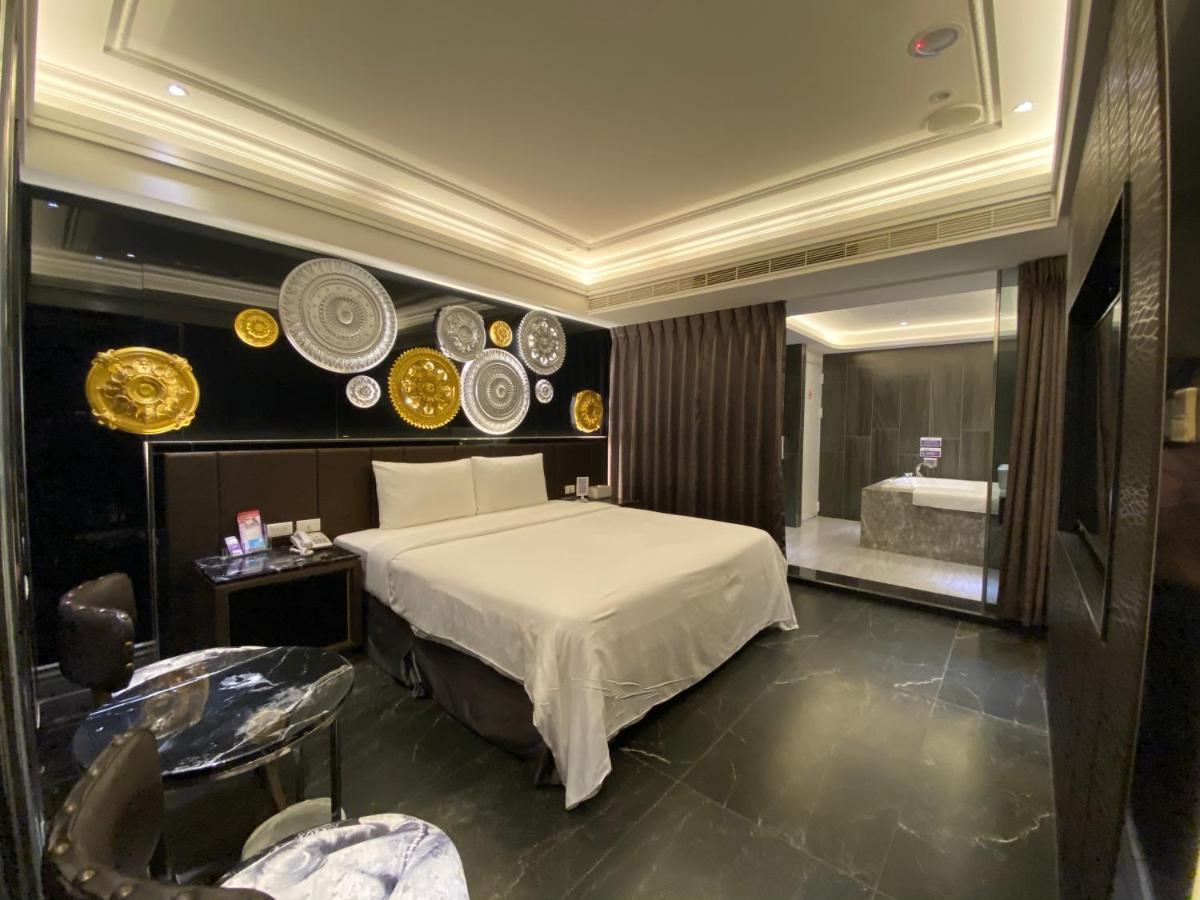 Ouge Motel - Fengshan Гаосюн Экстерьер фото